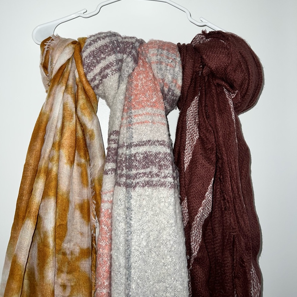 Cozy Scarf Bundle! - Picture 3 of 14